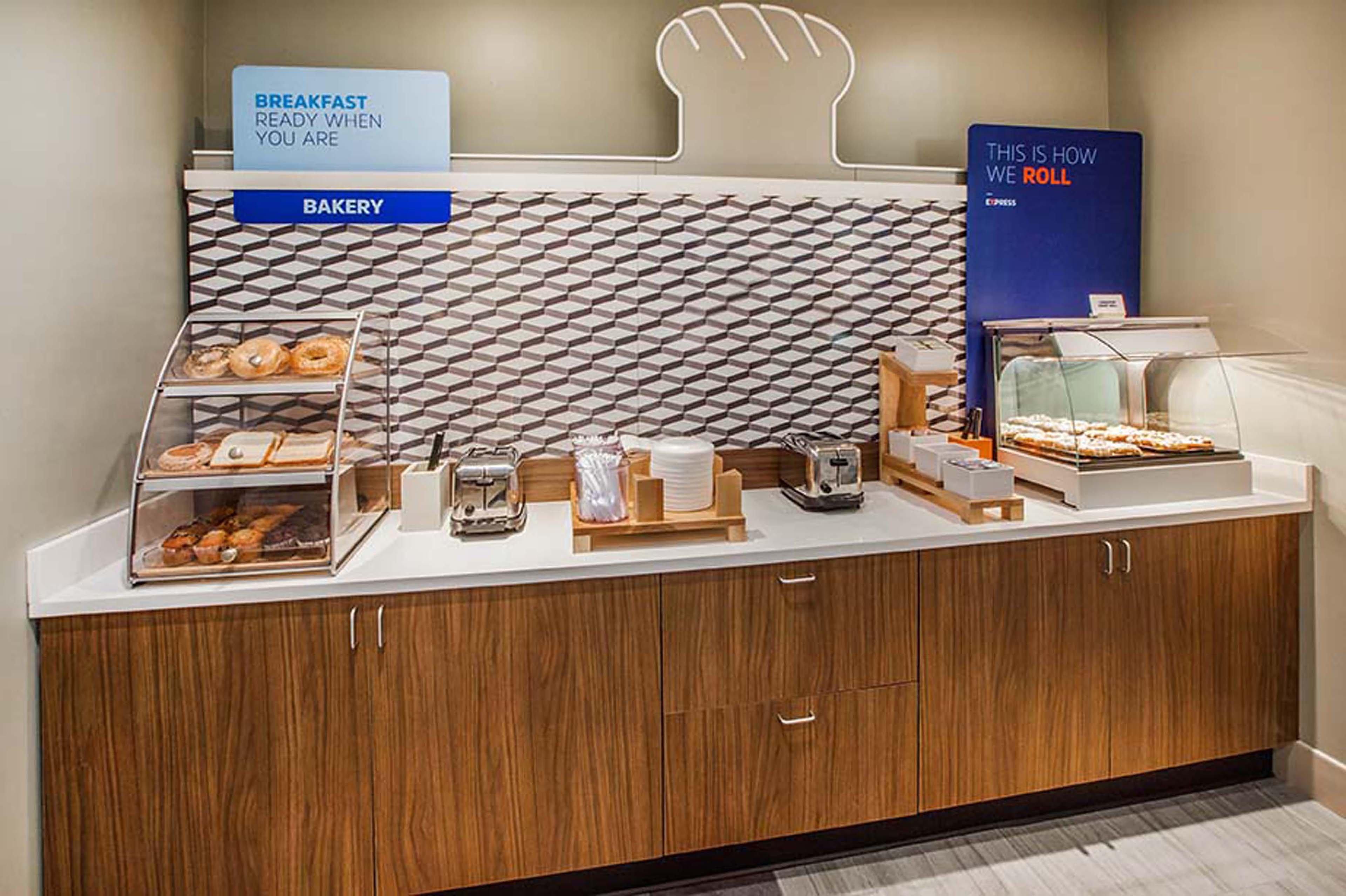 Holiday Inn Express - Indiana By Ihg Buitenkant foto
