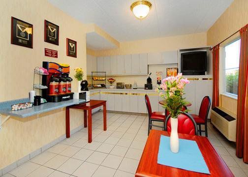 Holiday Inn Express - Indiana By Ihg Restaurant foto